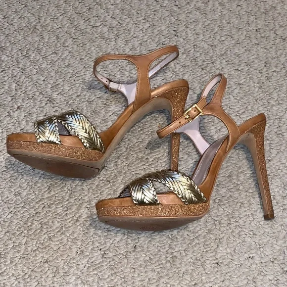 Vince Camuto stunningly sparkly shoes - Picture 2 of 7